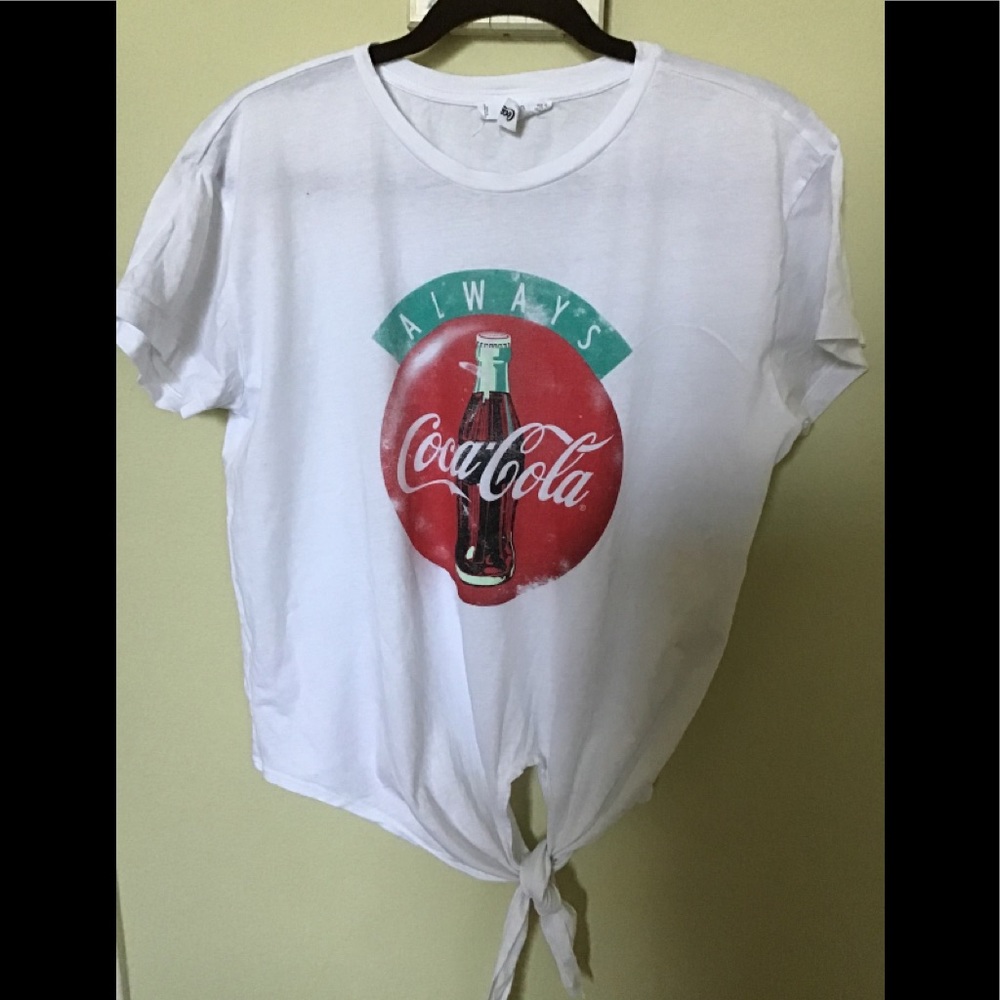 Coca - cola short sleeve tie front cropped tee